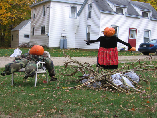 Hamilton_scarecrow
