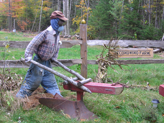 secondwind_scarecrow