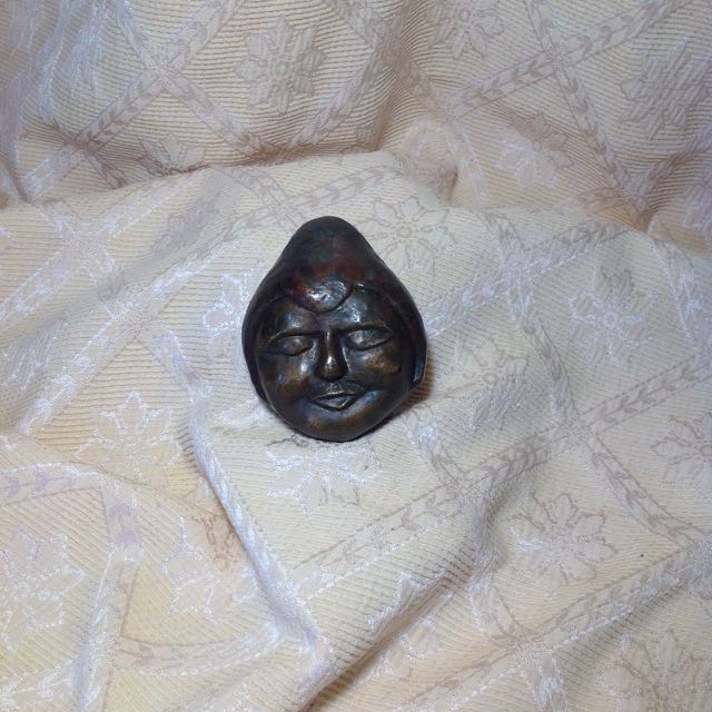 27 meditating buddha 1